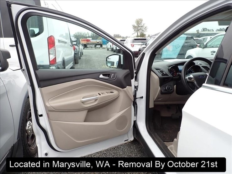 2014-ford-escape-image-3
