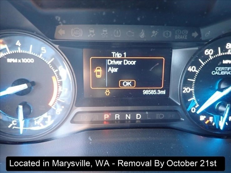2016-ford-explorer-image-11