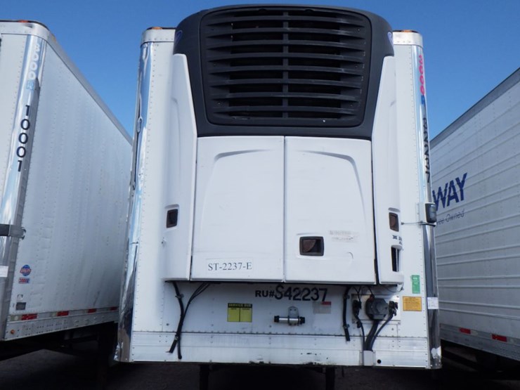 2012-utility-3000r-image-2