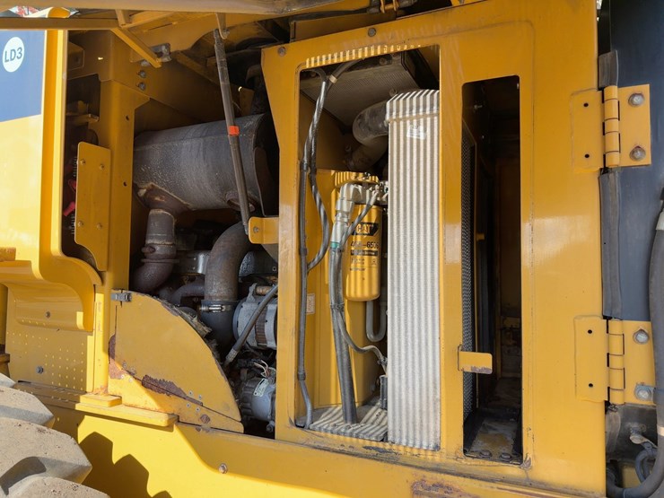2010-caterpillar-930h-image-21