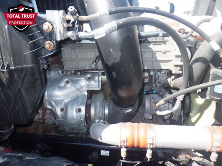 2022-freightliner-cascadia-126-image-21