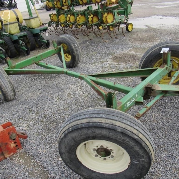 JOHN DEERE 965