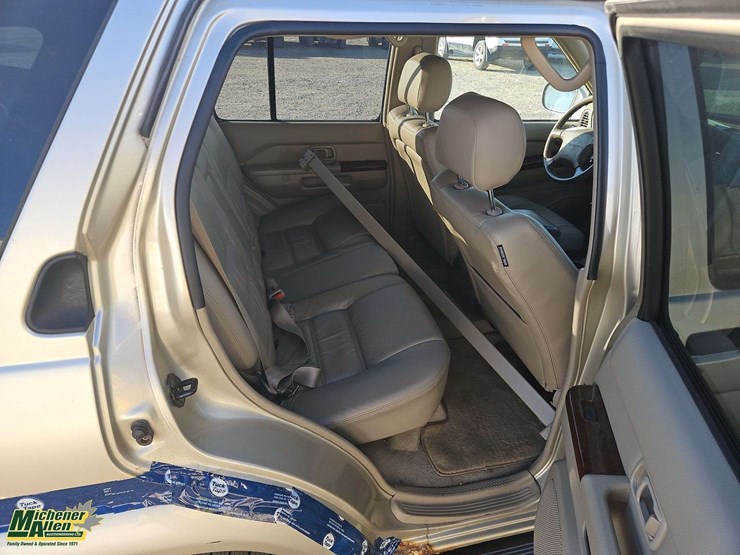 1999-nissan-pathfinder-image-24