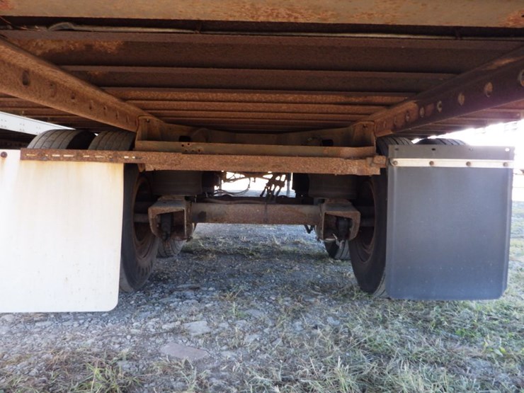 2015-utility-van-image-16