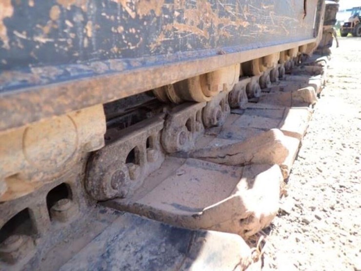 2014-deere-85g-image-51
