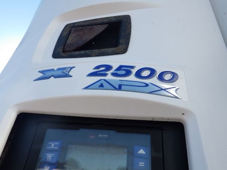 2017-utility-3000r-image-25