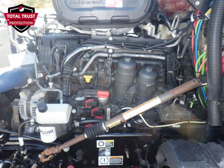 2023-kenworth-t680-image-25