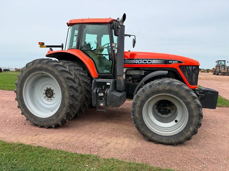 agco-dt240a-image-3