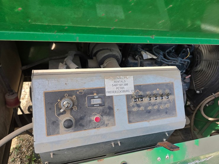 2015-terex-rl4-image-23