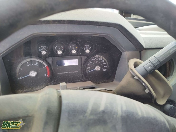 2011-ford-f550-image-8