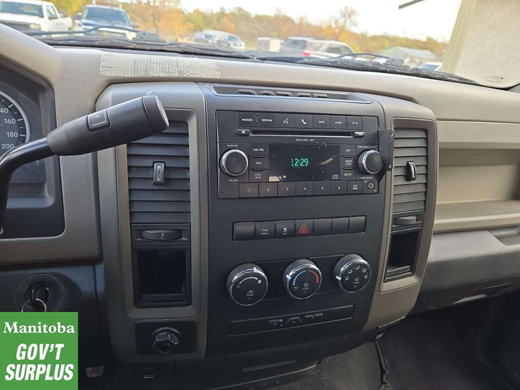 2010-dodge-ram-1500-image-19