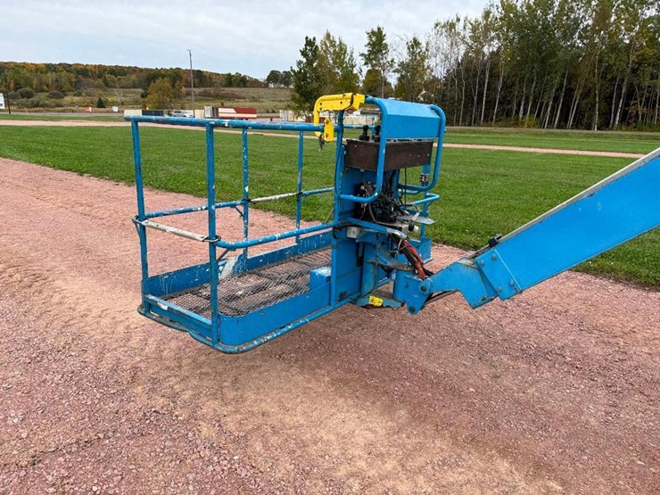 genie-zx135/70-image-25