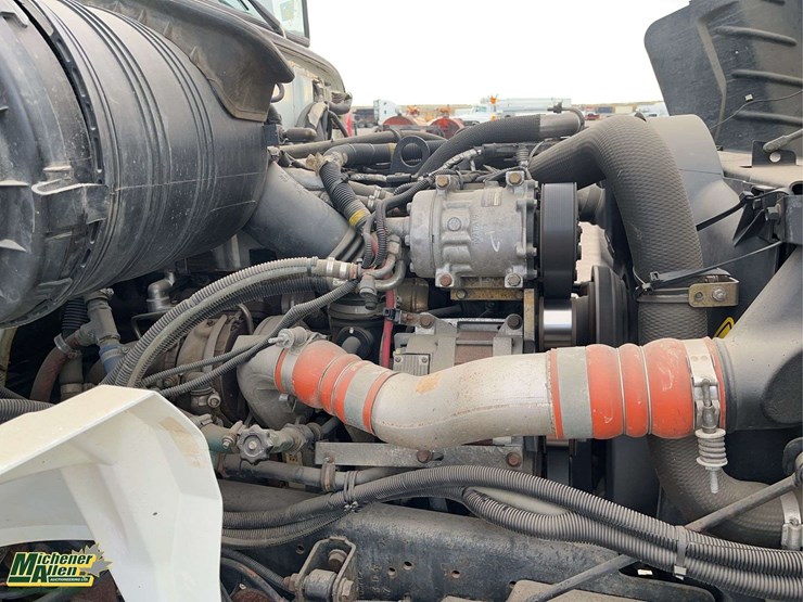 2009-ic-bus-ce-image-23