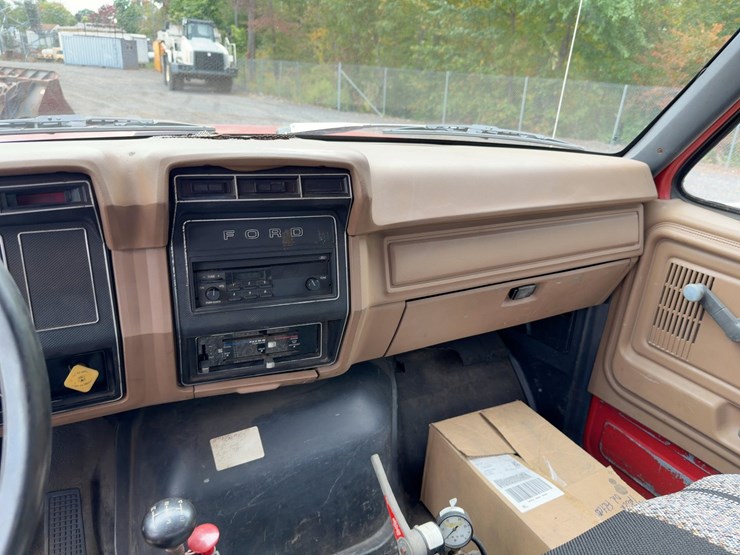 1989-ford-f800-image-29