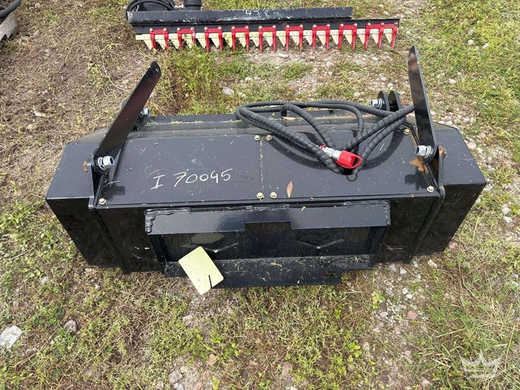 2026-drum-mulcher-mini-skid-steer-attachment-image-1