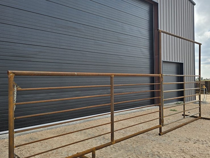 24ft-bow-gate-free-standing-panel-w/10ft-gate-image-3