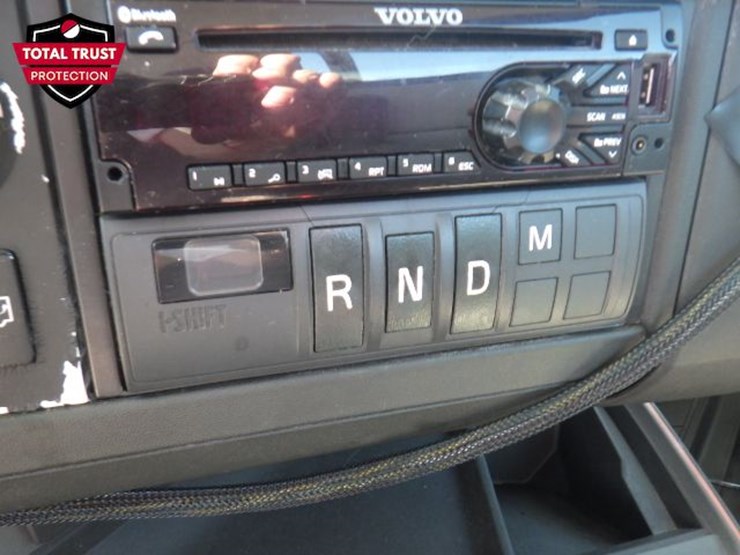 2019-volvo-vnr300-image-18