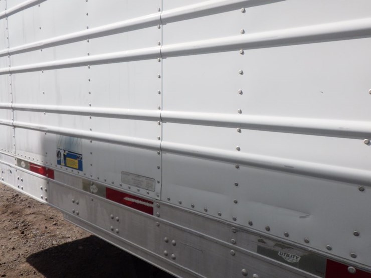 2012-utility-3000r-image-25