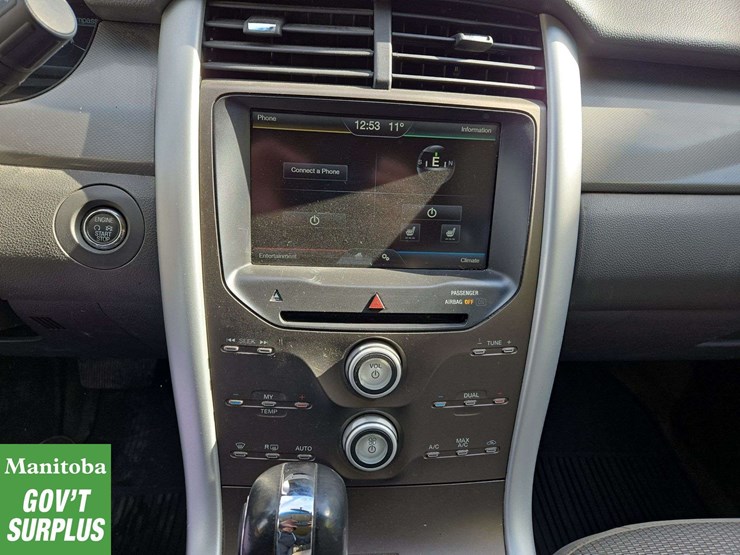 2014-ford-edge-image-19