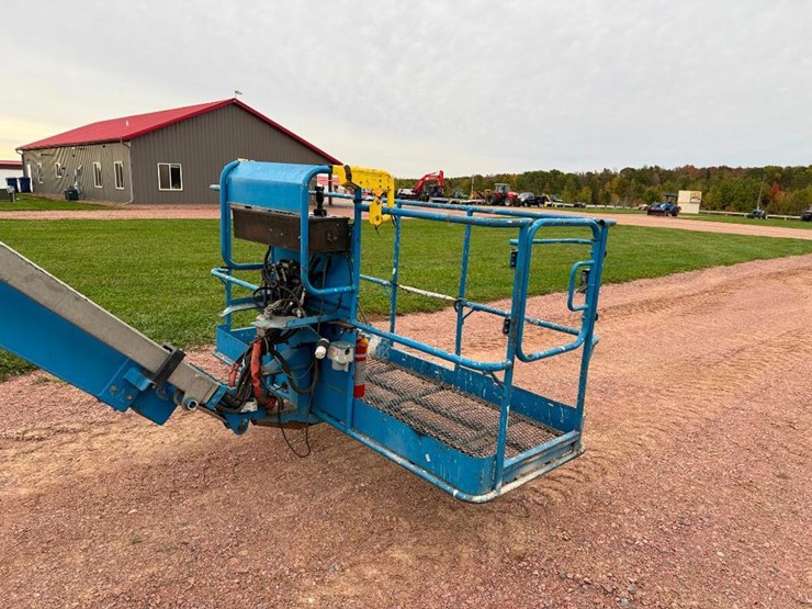 genie-zx135/70-image-30