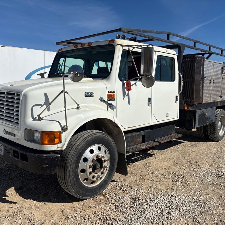 2000 INTERNATIONAL 4700