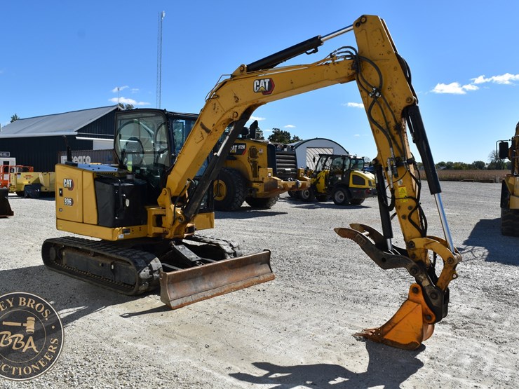 2023-caterpillar-306cr-image-25