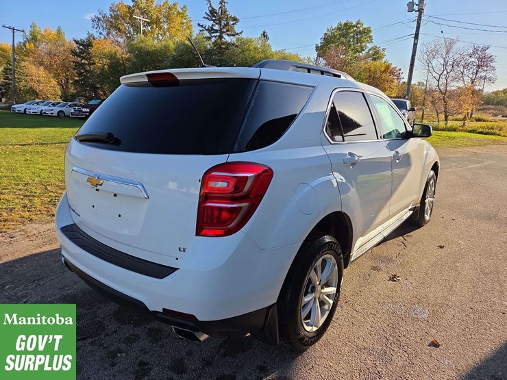 2017-chevrolet-equinox-image-3