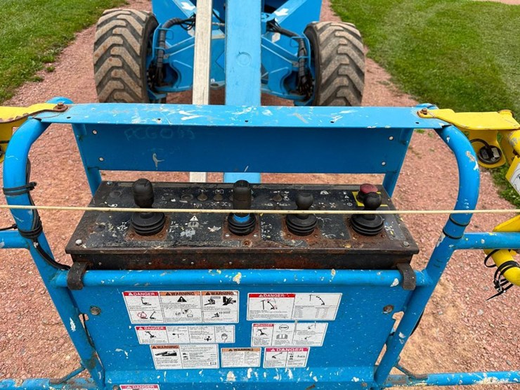genie-zx135/70-image-44