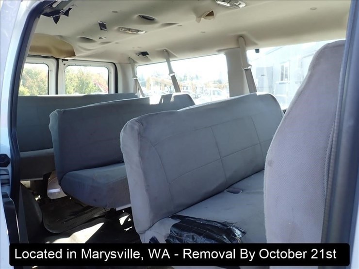 2006-ford-e350-image-21