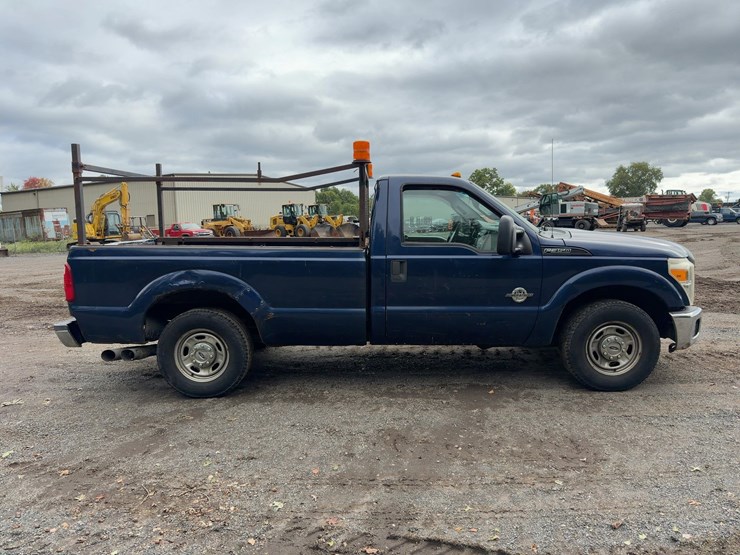 2012-ford-f350-xl-image-6