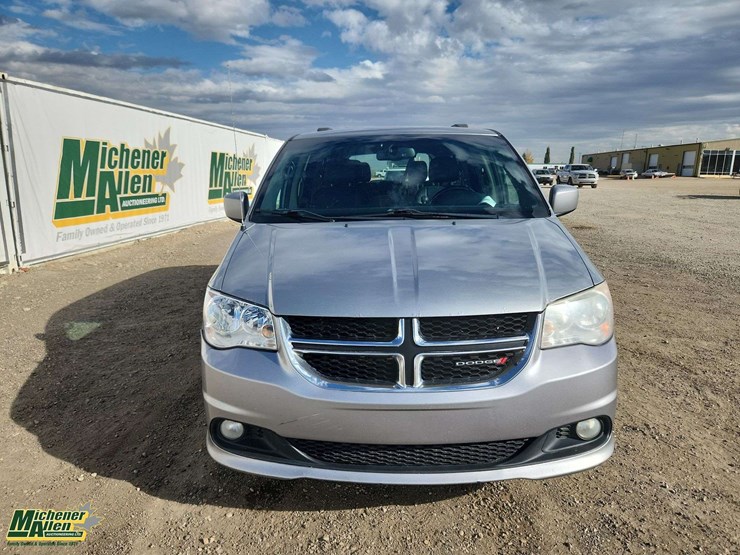 2014-dodge-grand-caravan-se-image-8