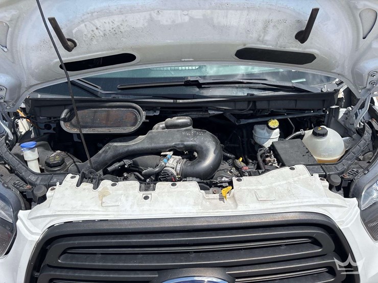 2019-ford-transit-image-7