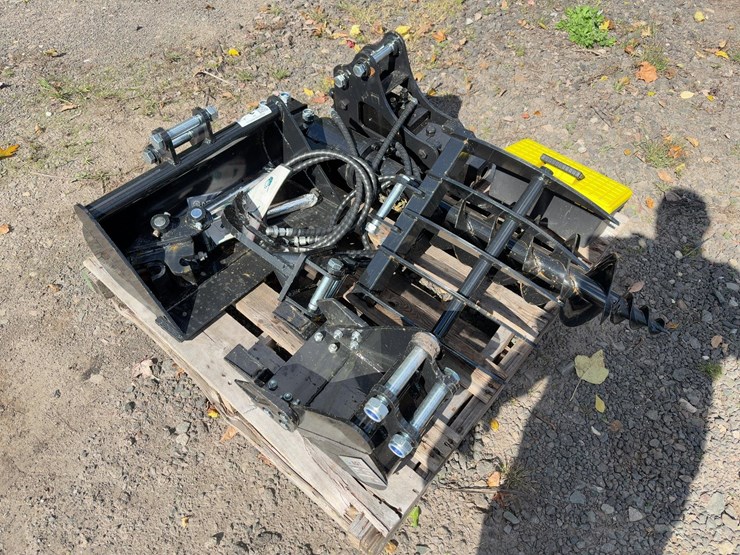 quantity-of-mini-excavator-attachments-image-2
