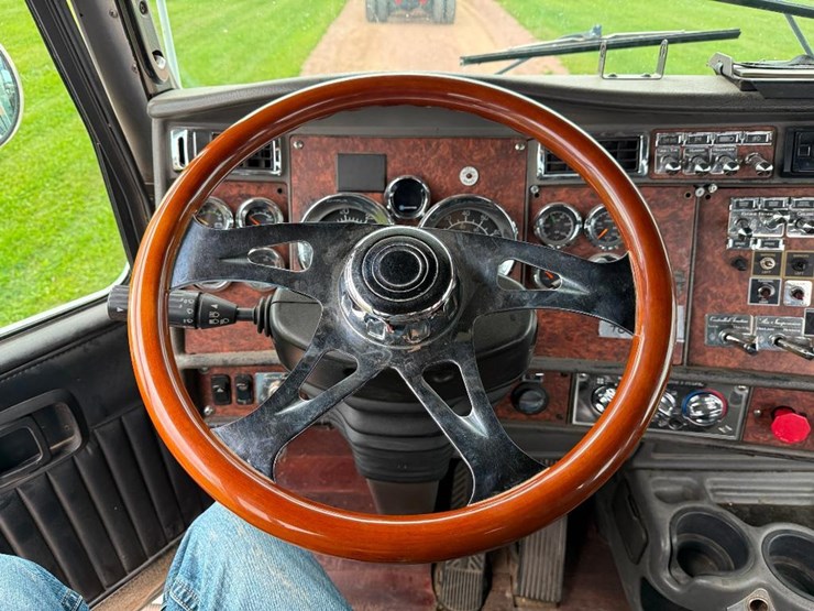 kenworth-t800-image-66