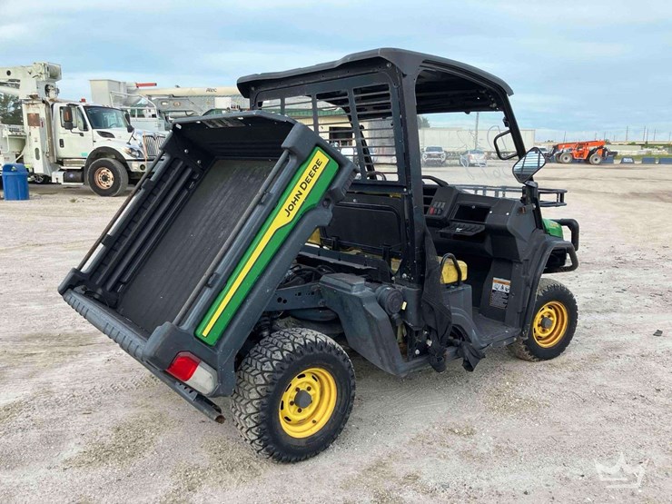 john-deere-gator-image-3