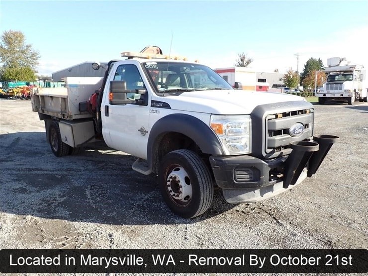 2014-ford-f550-image-31
