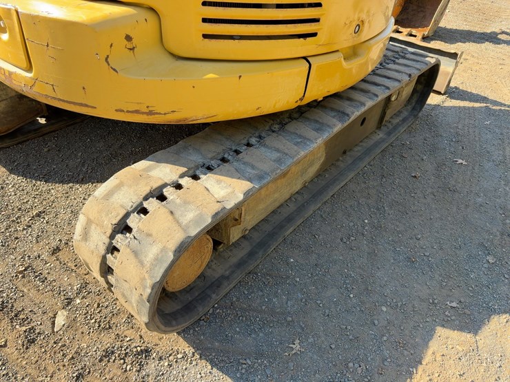 2014-caterpillar-305-image-20