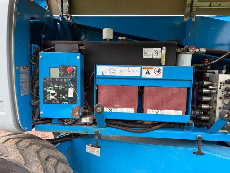 genie-zx135/70-image-38