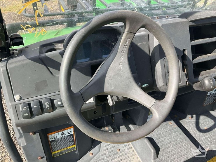 john-deere-gator-image-7
