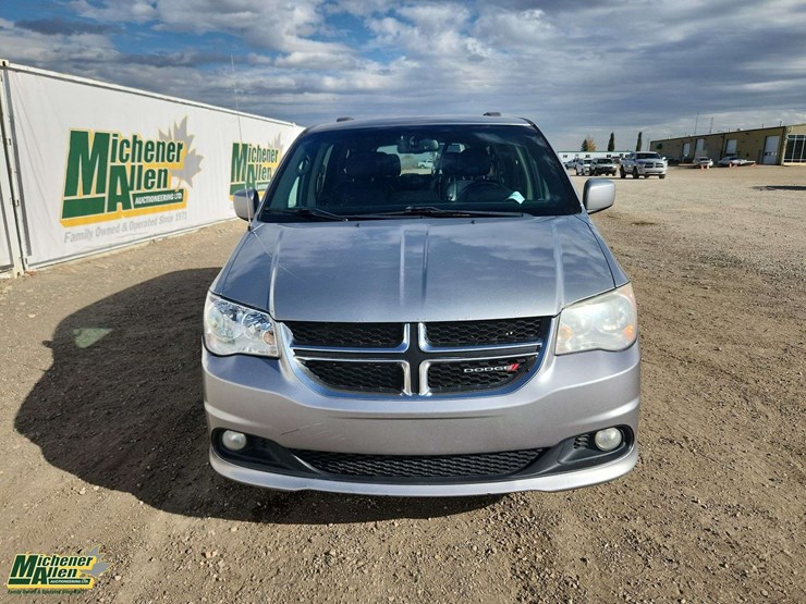 2014-dodge-grand-caravan-se-image-33