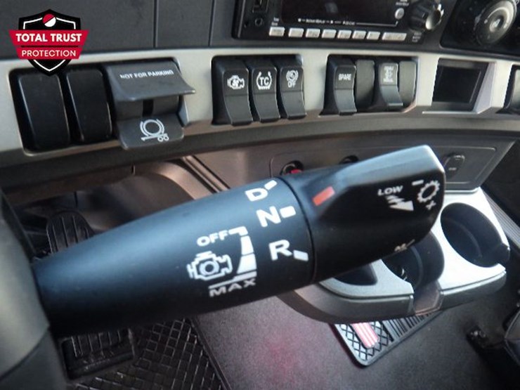 2023-kenworth-t680-image-20