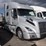 2022-volvo-vnl860-image-3