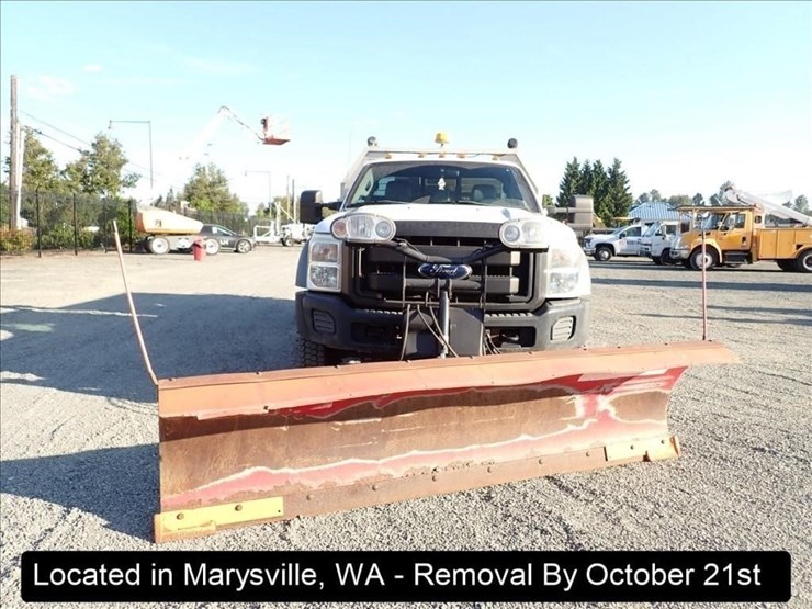 2011-ford-f550-image-27