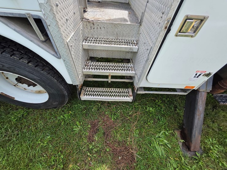 2007-international-durastar-4400-image-28