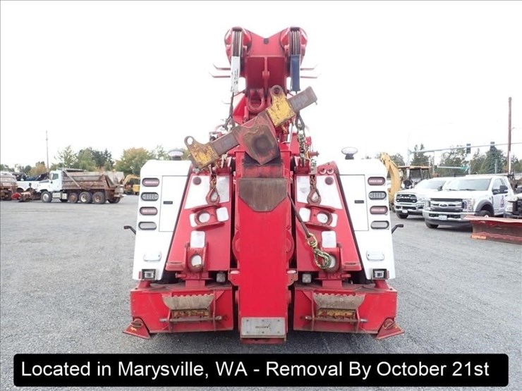 2005-peterbilt-379-image-3
