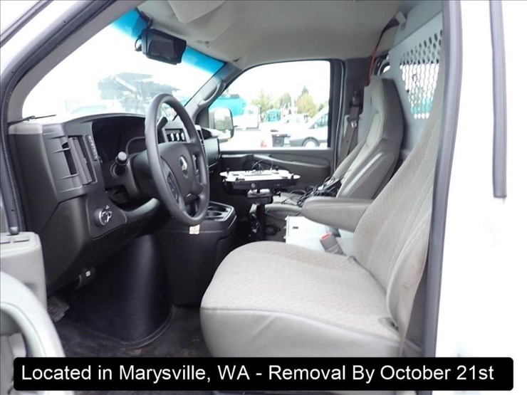 2009-chevrolet-express-2500-image-19