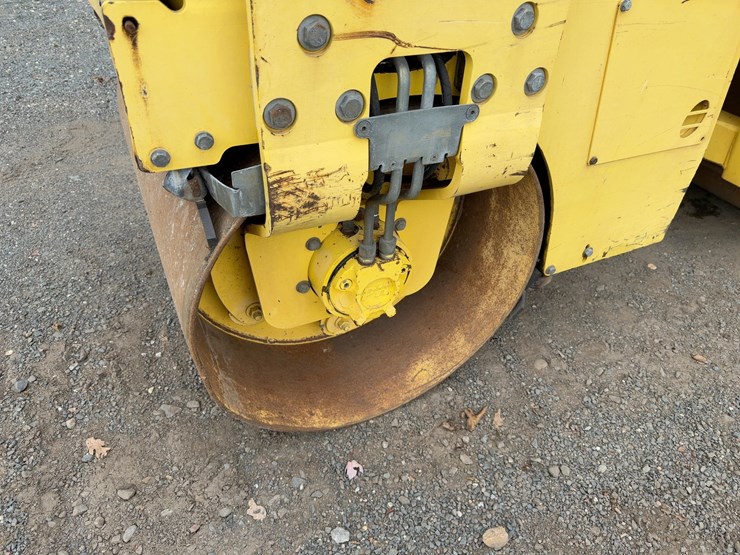 2004-bomag-bw100ad-3-image-9
