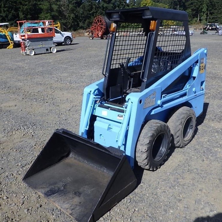 TCM 604 Skid Steer Loader