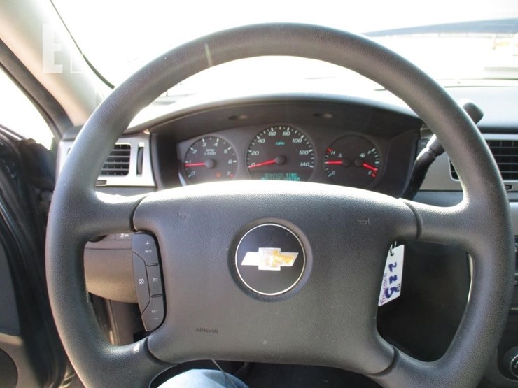 2012-chevrolet-impala-image-10