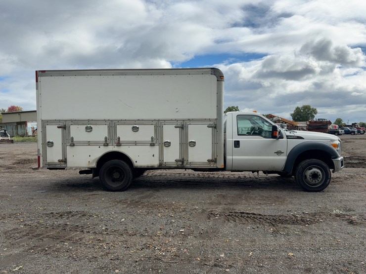 2016-ford-f550-xl-image-6